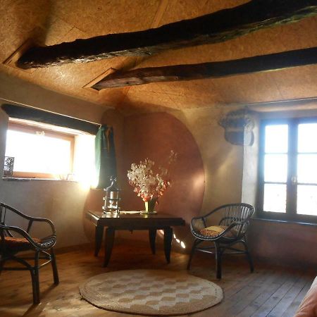 Saint-Izaire Chambre D'Hotes Des Monts מראה חיצוני תמונה